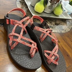 Chaco Pink and Brown Creed Classic Hiking Outdoor Sandals Size 12 Preowned